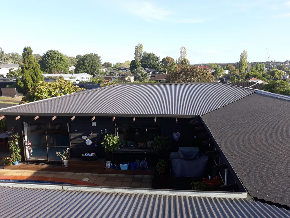 Finished long-run roof
